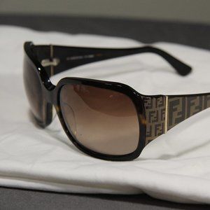 Fendi FS 462 Logo Sunglasses